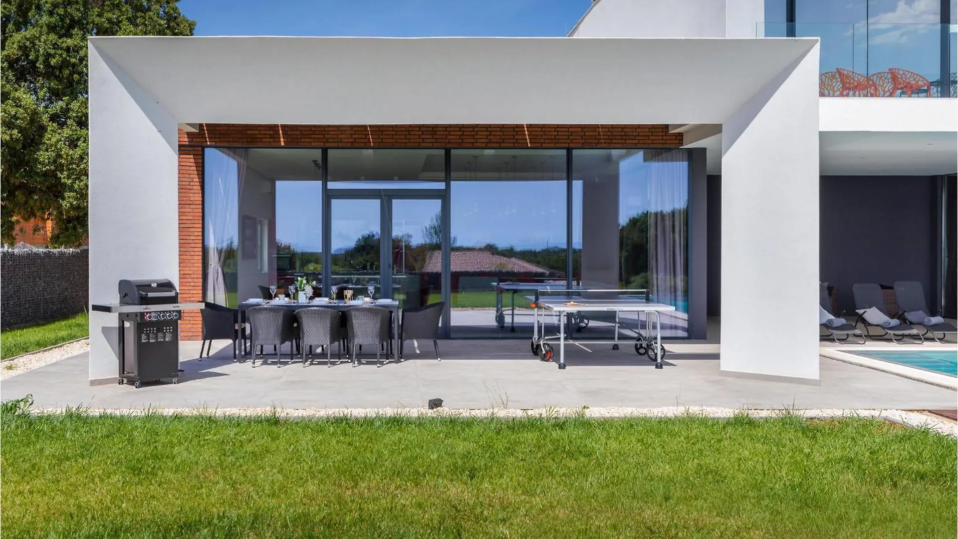 Lovely Home In Liznjan With Kitchen Holiday home