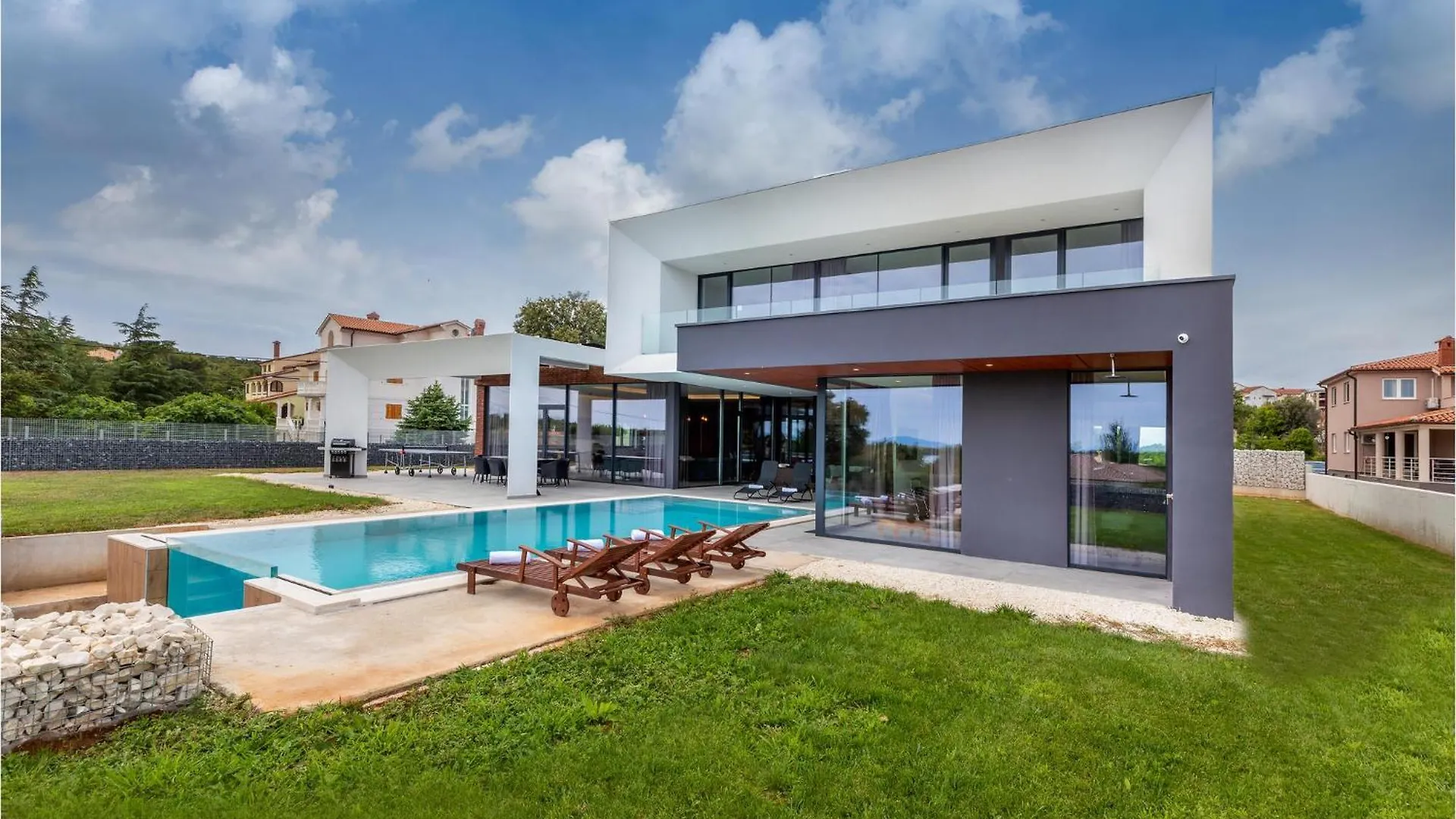 Holiday home Lovely Home In Liznjan With Kitchen Croatia