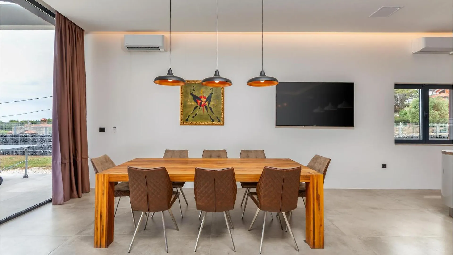 Lovely Home In Liznjan With Kitchen